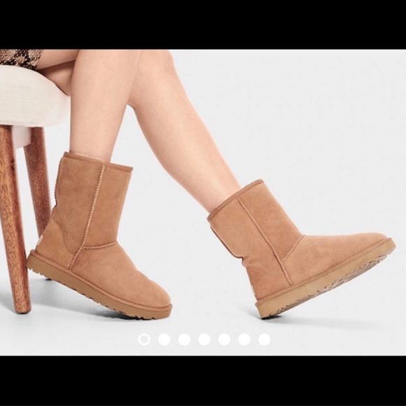 Chestnut classic ugg boots - Picture 3 of 9